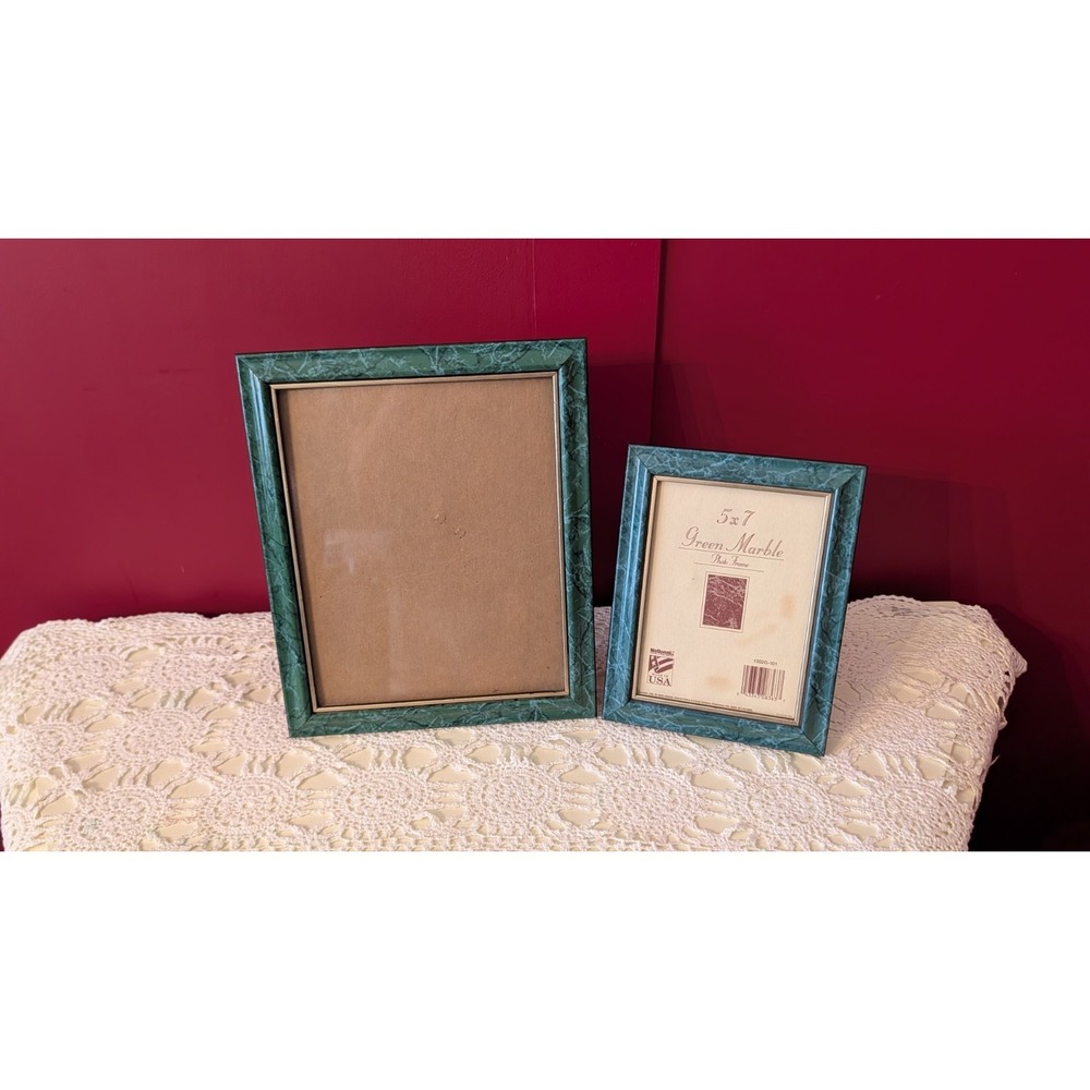 Set Of 2 Vintage Matching Green Marble Photo Frames 5x7, 8x10 Pictures USA Made
